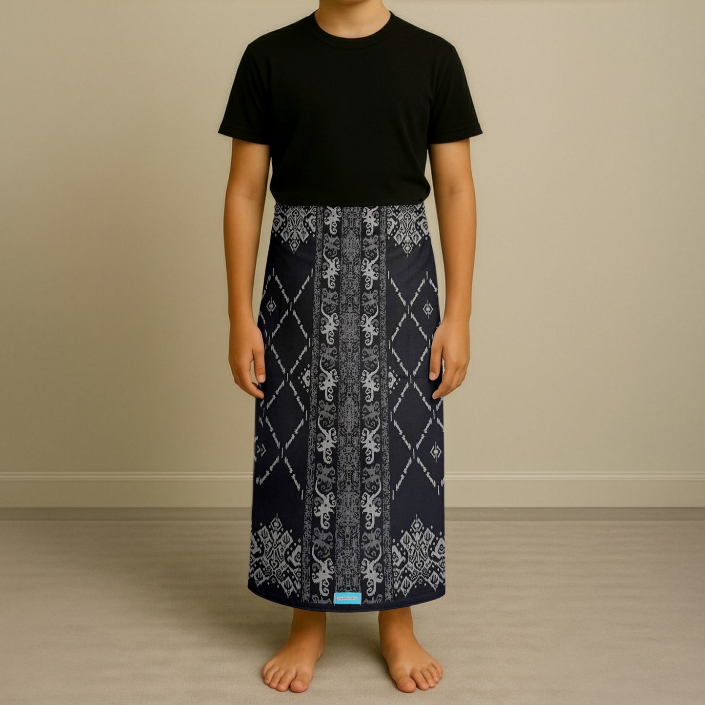 CHILDRENS GAJAH DUDUK SARONG - BLACK / SILVER
